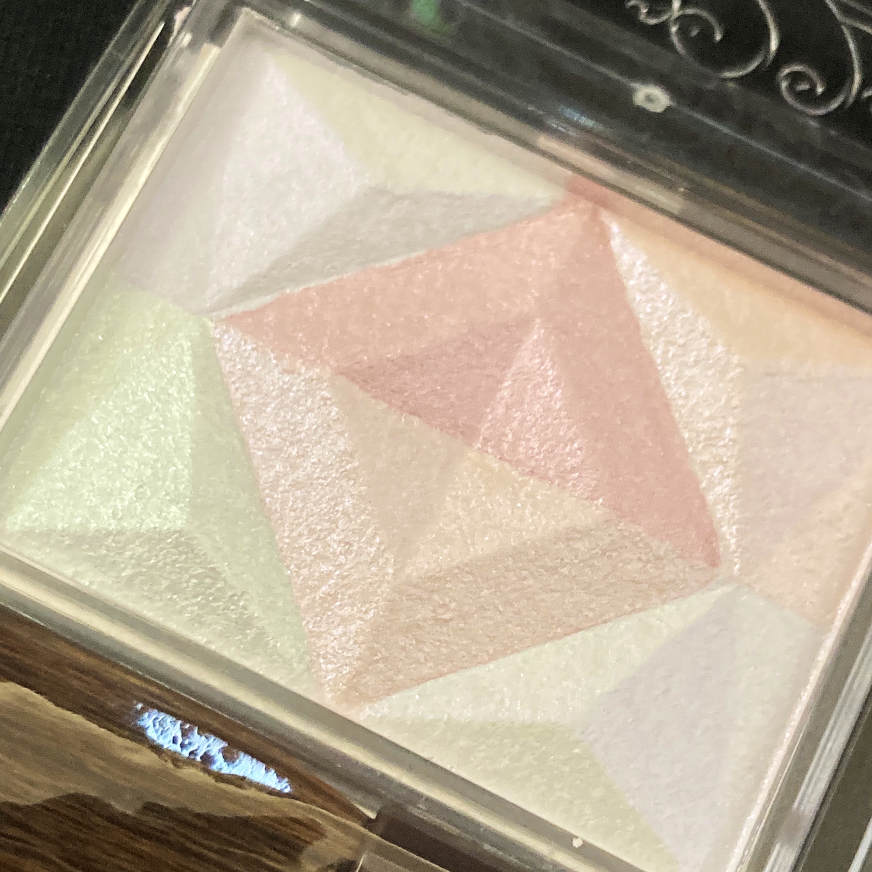 パールグロウハイライト/CEZANNE/ハイライト・シェーディングを使ったクチコミ（2枚目）