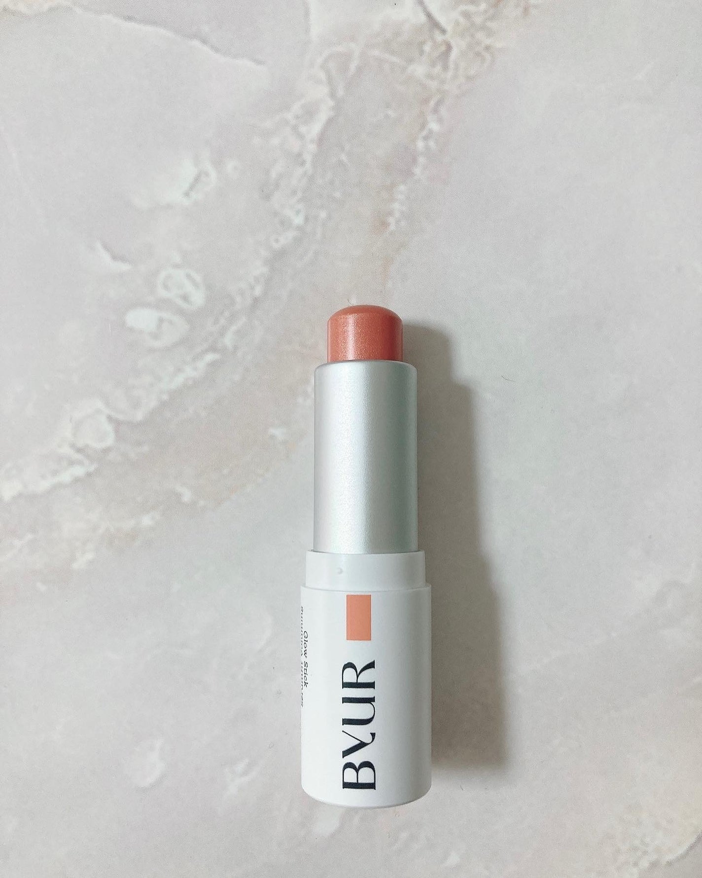 セラムフィット ボリューミング グロースティック/ByUR/ジェル・クリームチークを使ったクチコミ(1枚目)