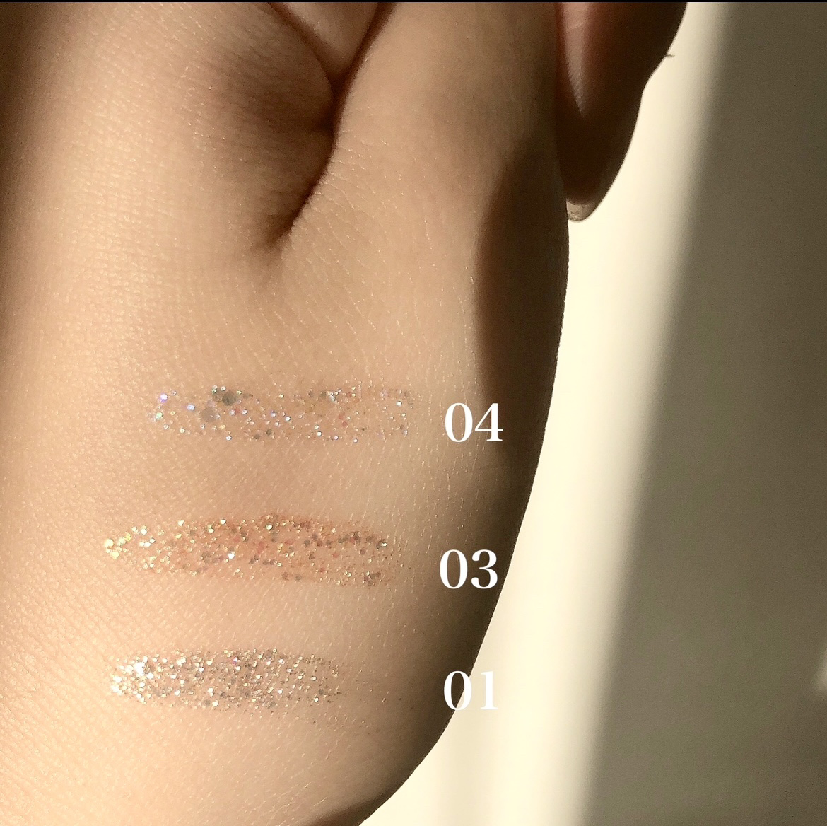 リキッド グリッター シャドウ/rom&nd/グリッターを使ったクチコミ（3枚目）