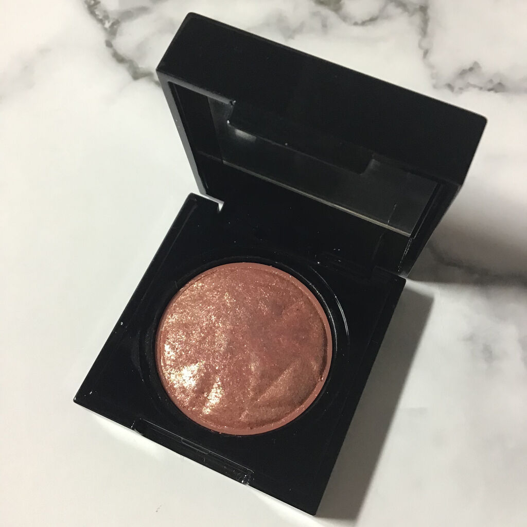 プリズム エアー シャドウ/CLIO/単色アイシャドウを使ったクチコミ（1枚目）