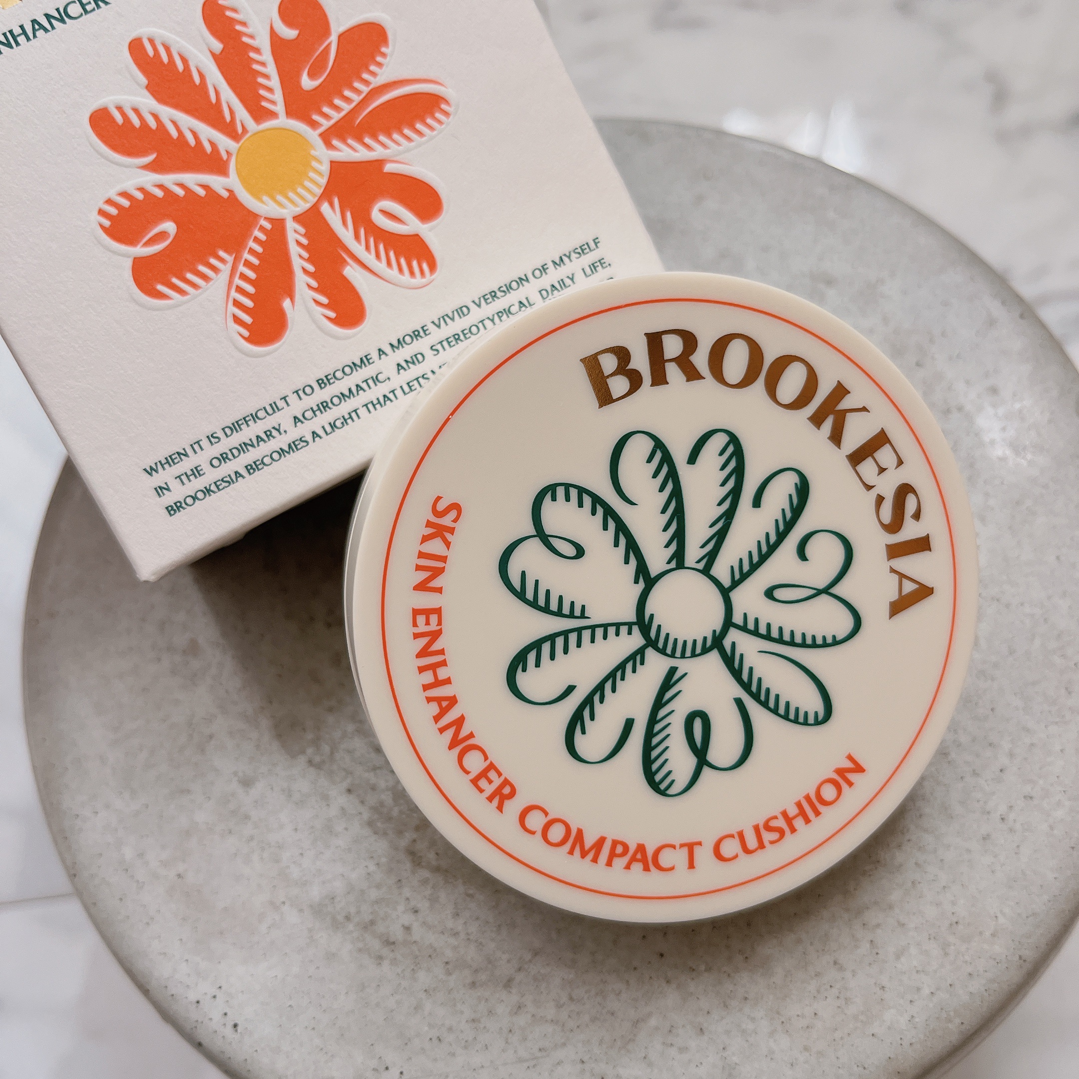 スキンエンハンサー コンパクトクッション（グロー)/BROOKESIA/クッションファンデーションを使ったクチコミ（1枚目）