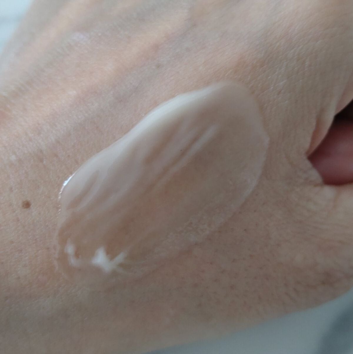 エリクシール ホワイト スポットクリアセラム WT/エリクシール/美容液を使ったクチコミ(5枚目)