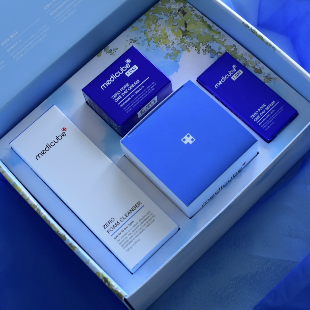 #Qoo10メガ割  始まったねー🎉✨
【9/1発売】　
 #メディキューブ限定2023
が凄い••😳💡

76%オフ‼️20,100円 → 5,325円（1点約1,064円🤯）

毛穴引き締めケアをお得に買えちゃうなんて魅力的🥺