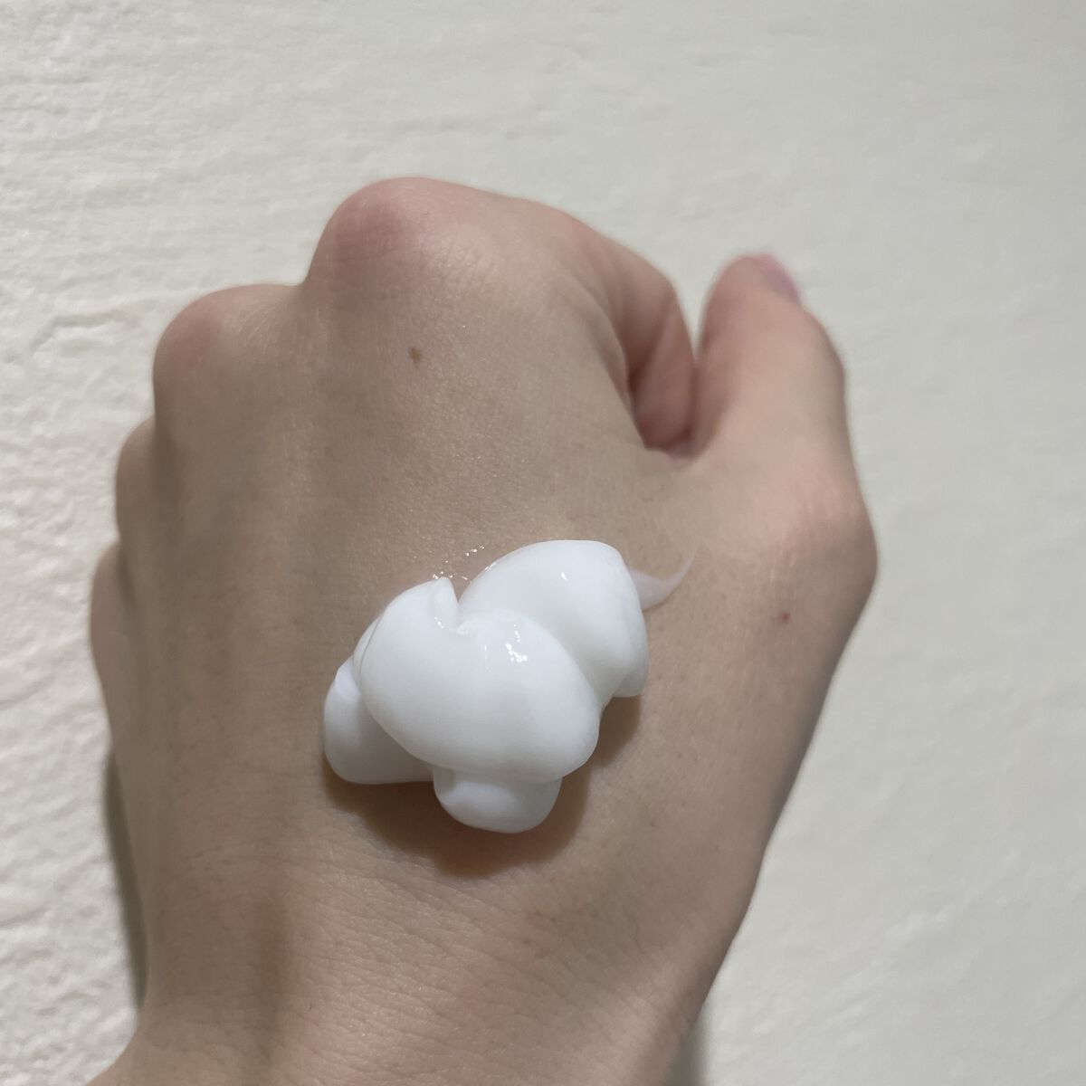 ザビューティ うるツヤチャージヘアパック/エッセンシャル/ヘアマスク・ヘアパックを使ったクチコミ（3枚目）