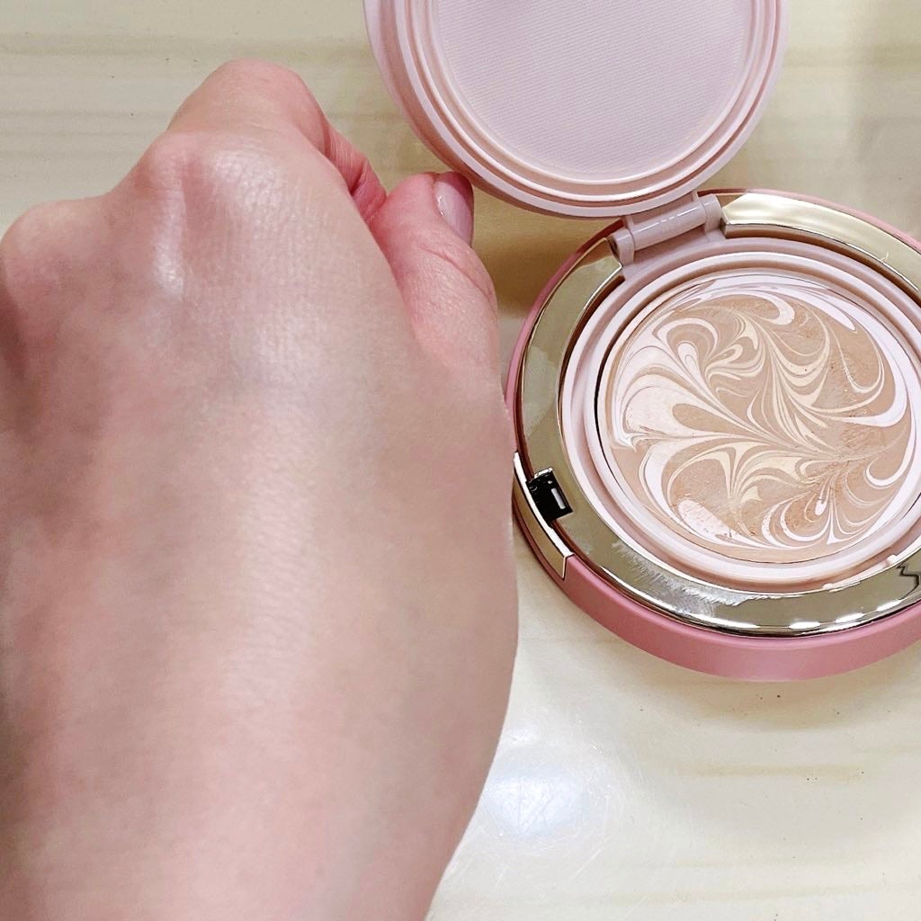 ヴェールヌーディ エッセンスパクトグロウ/AGE20’s/クリーム・エマルジョンファンデーションを使ったクチコミ(4枚目)