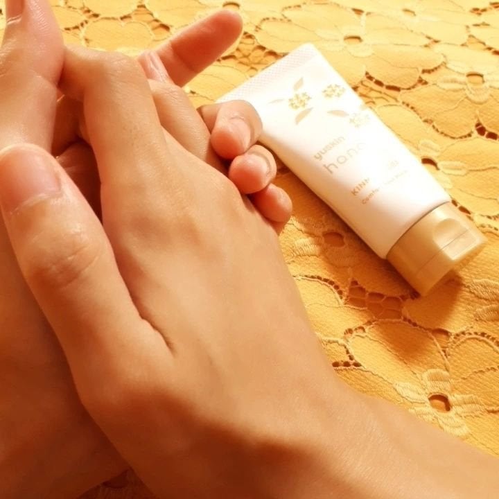 ユースキンハナ ハンドクリーム キンモクセイ/ユースキンhana/ハンドクリームを使ったクチコミ(4枚目)