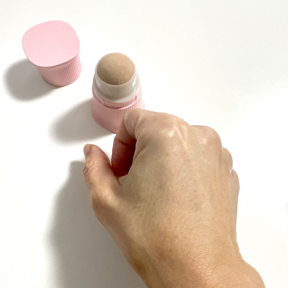 転がすあぶらとり紙 ピンク/VALL/その他化粧小物を使ったクチコミ（3枚目）