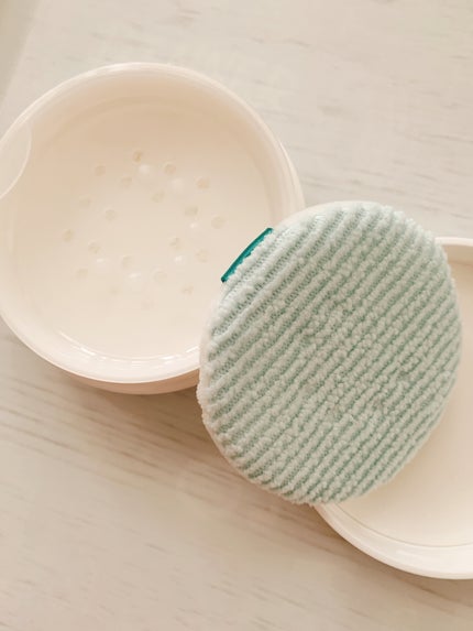 薬用さらさらデオドラントパウダー/デオナチュレ/デオドラント・制汗剤を使ったクチコミ(6枚目)