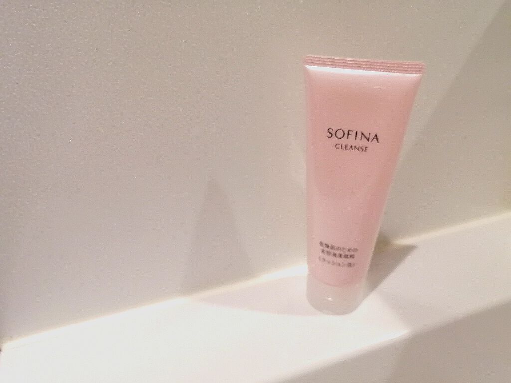 乾燥肌のための美容液洗顔料〈クッション泡〉/SOFINA/洗顔フォームを使ったクチコミ(1枚目)