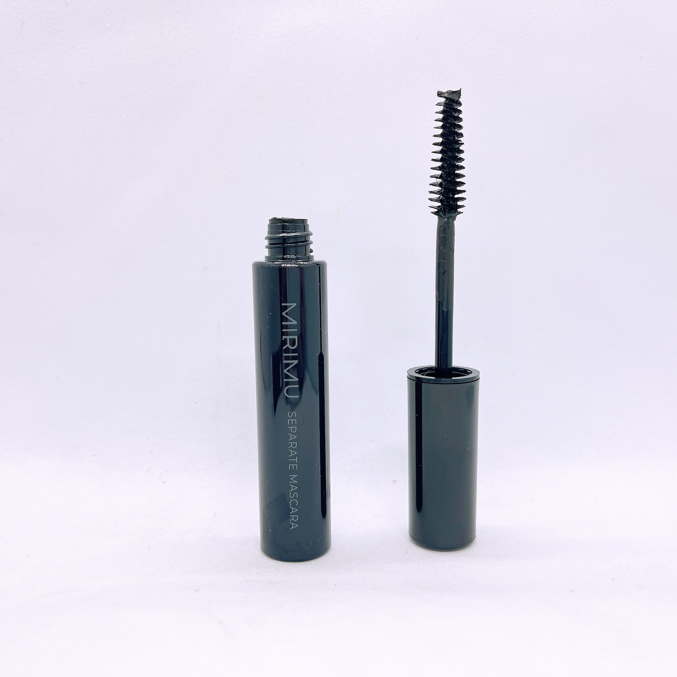 MIRIMU セパレートマスカラのクチコミ「MIRIMUのセパレートマスカラを使用しました😊
コイル状のサンカクブラシが、うぶ毛のような細.....」（2枚目）