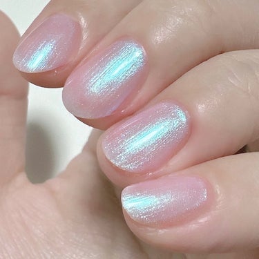 nails inc. プラント パワー ネイルポリッシュのクチコミ「なんて綺麗な青ラメの輝き🤤

nails inc.
プラント パワー ネイルポリッシュ

PL.....」（2枚目）