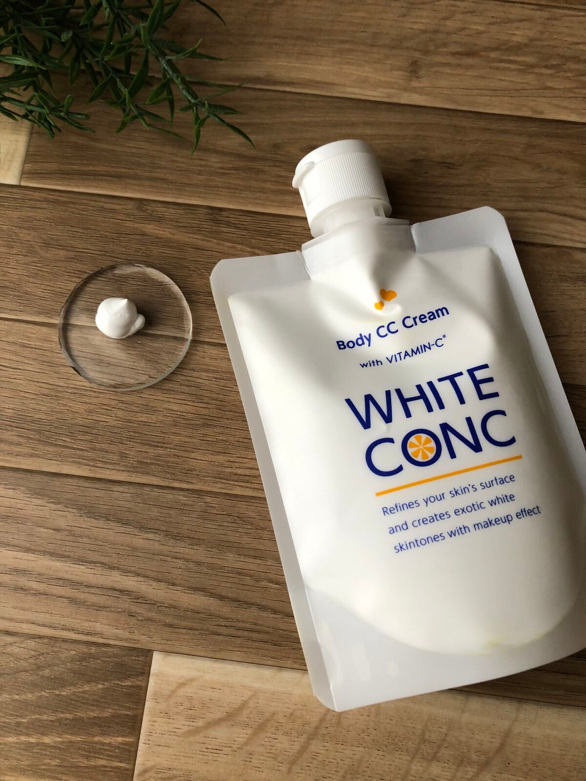 薬用ホワイトコンク ホワイトニングCC CII/ホワイトコンク/ボディクリームを使ったクチコミ(2枚目)