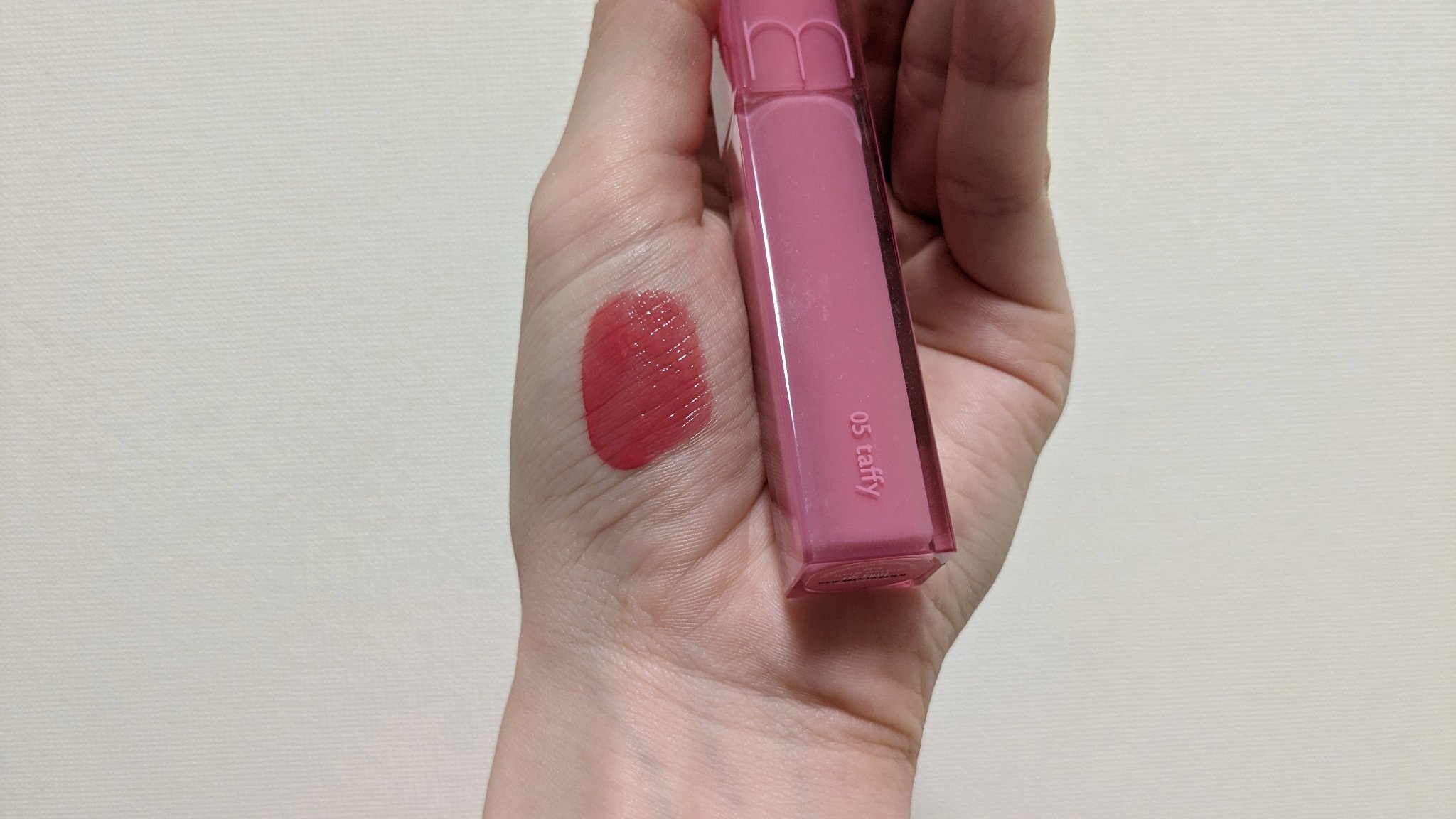 デュイフルウォーターティント 05 タフィー/rom&nd/リップティントを使ったクチコミ（2枚目）