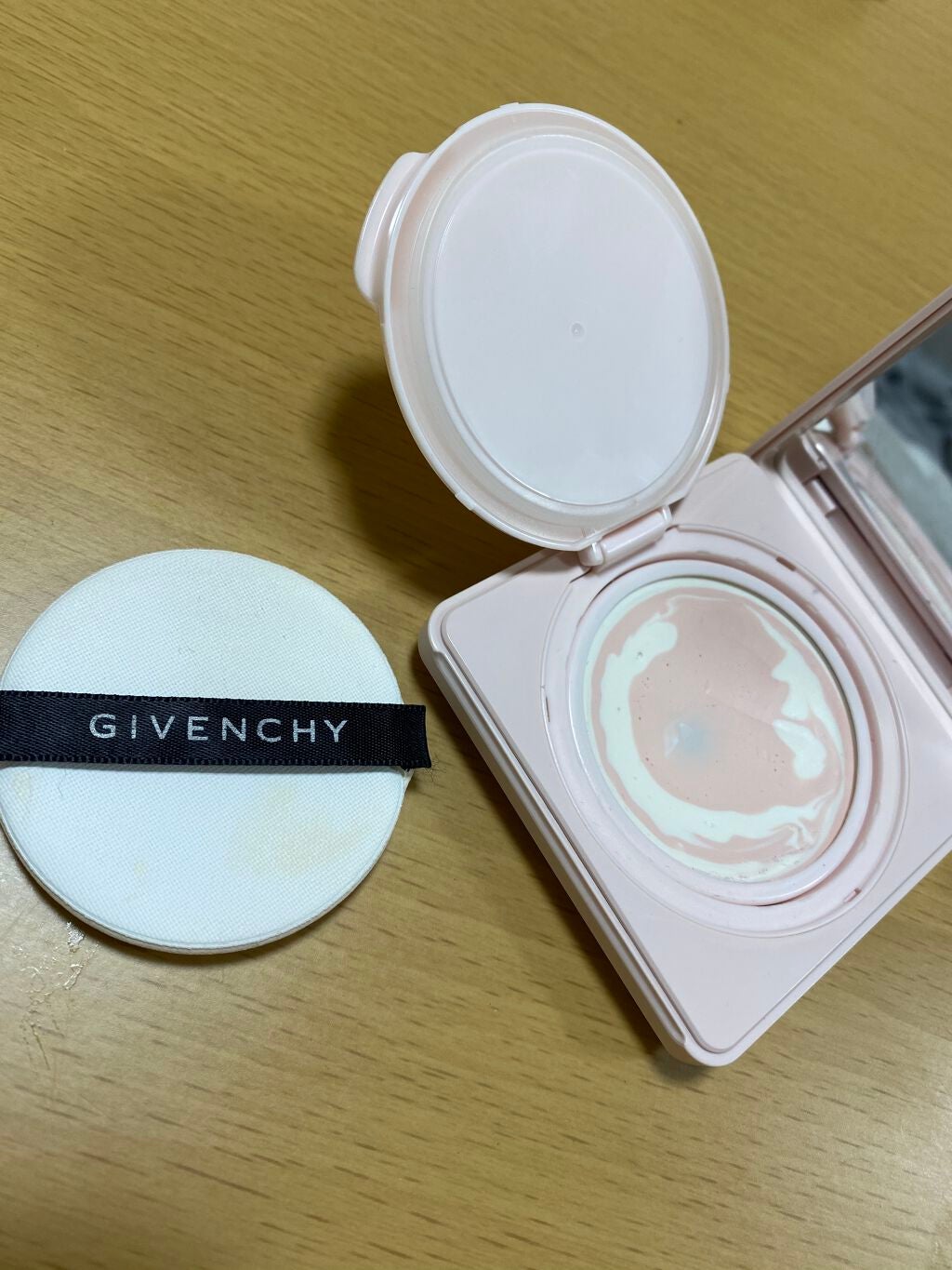 ランタンポレル ブロッサム クリーム コンパクト/GIVENCHY/化粧下地を使ったクチコミ(2枚目)