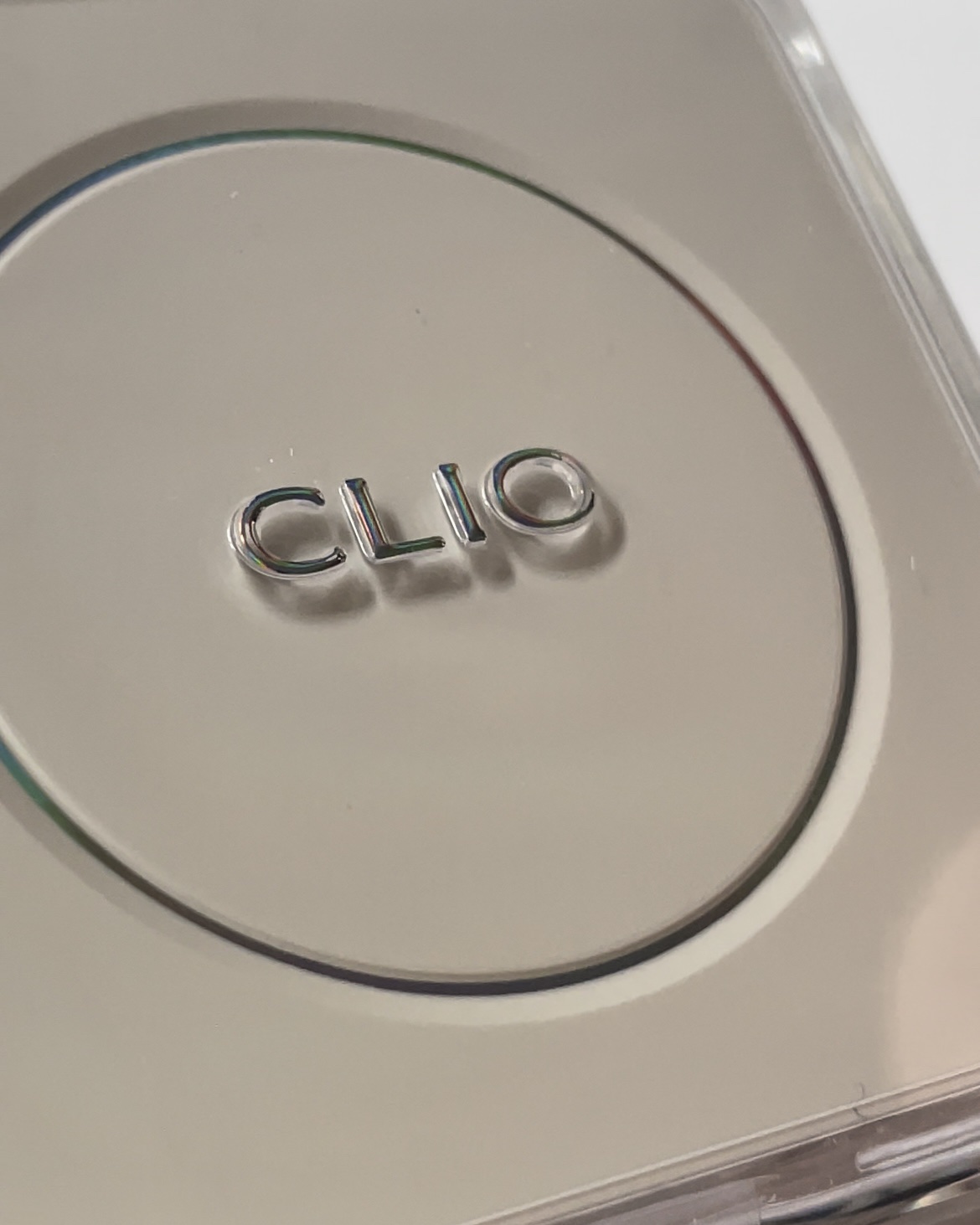 クリオ キル カバー スキン フィクサー クッション 21N LINEN/CLIO/クッションファンデーションを使ったクチコミ（1枚目）