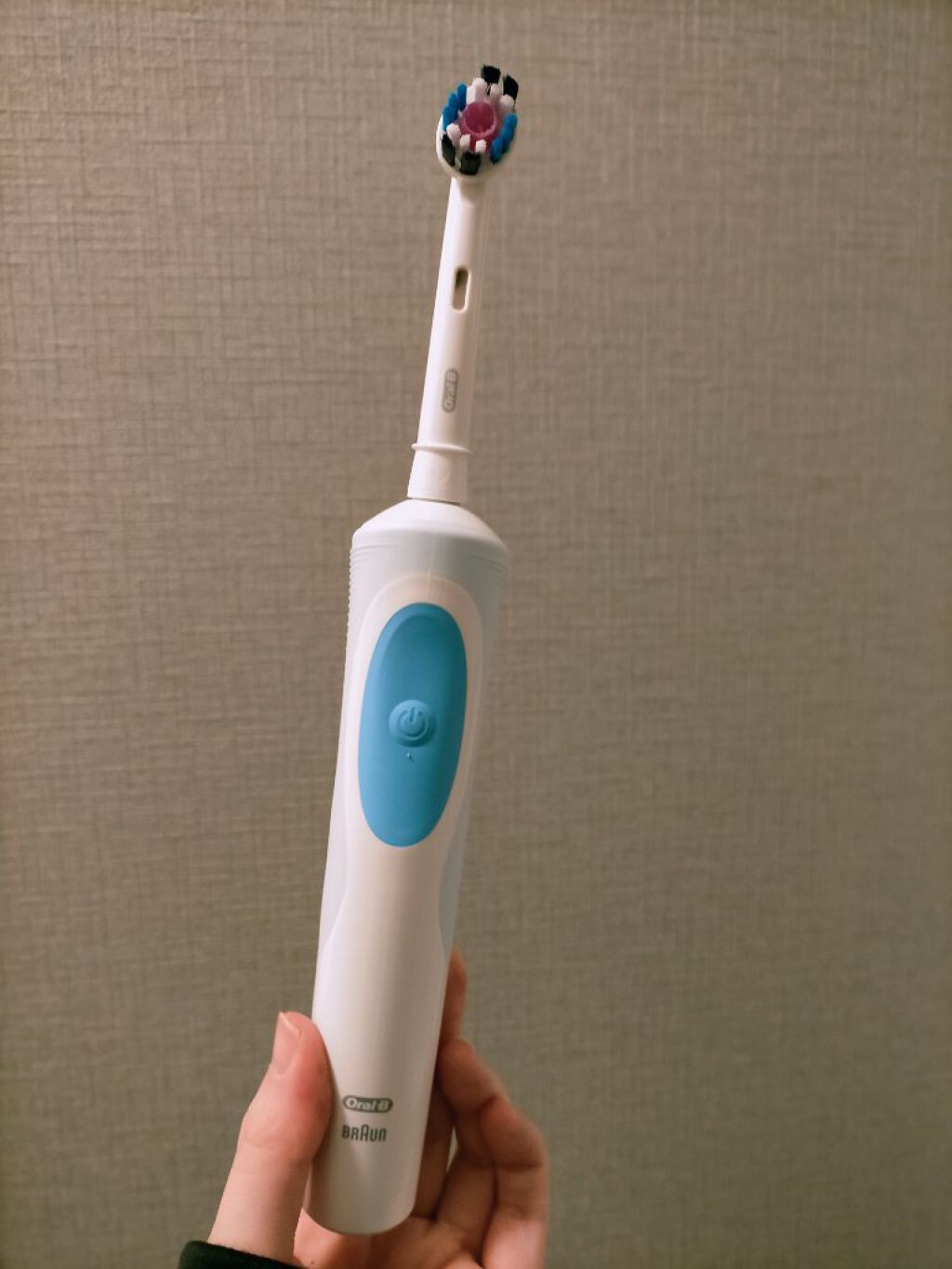 ブラウンオーラルB 電動歯ブラシ/ブラウン/電動歯ブラシを使ったクチコミ（2枚目）