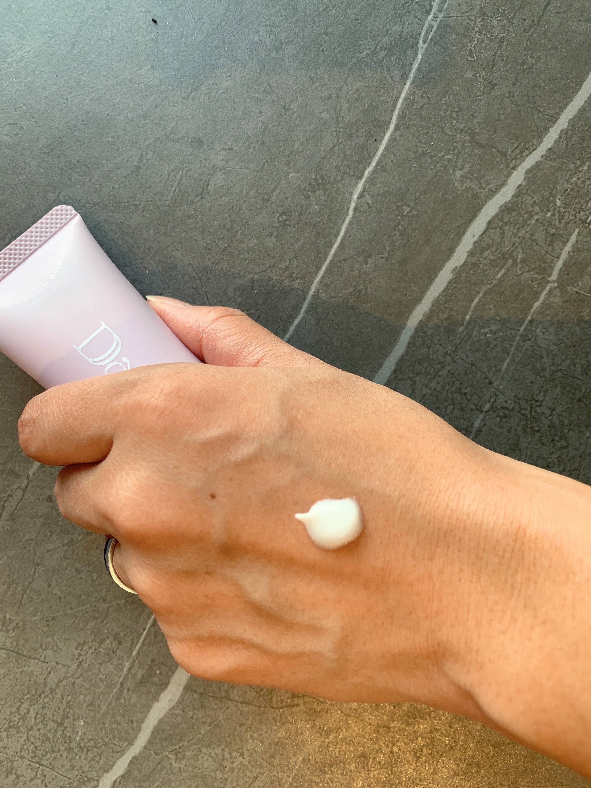 24/7スムースエッセンス/Daaate/美容液を使ったクチコミ（2枚目）