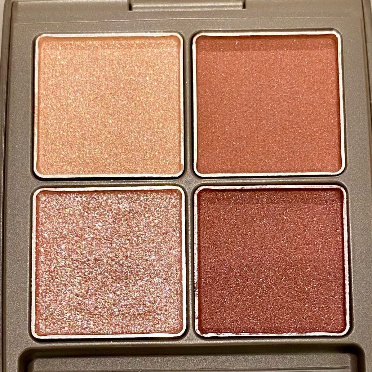 オブスキュア テンプテイション アイシャドウパレット 01 ラプソディー ローズ/RMK/アイシャドウパレットを使ったクチコミ（3枚目）