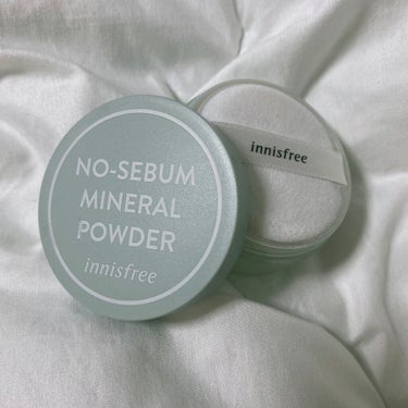 ✰⋆｡:ﾟ最強パウダー‪✰⋆｡:ﾟ

innisfree
ノーセバム ミネラルパウダー N


────────────


テカリをおさえて肌をサラサラにしてくれる
皮脂コントロールパウダーです
