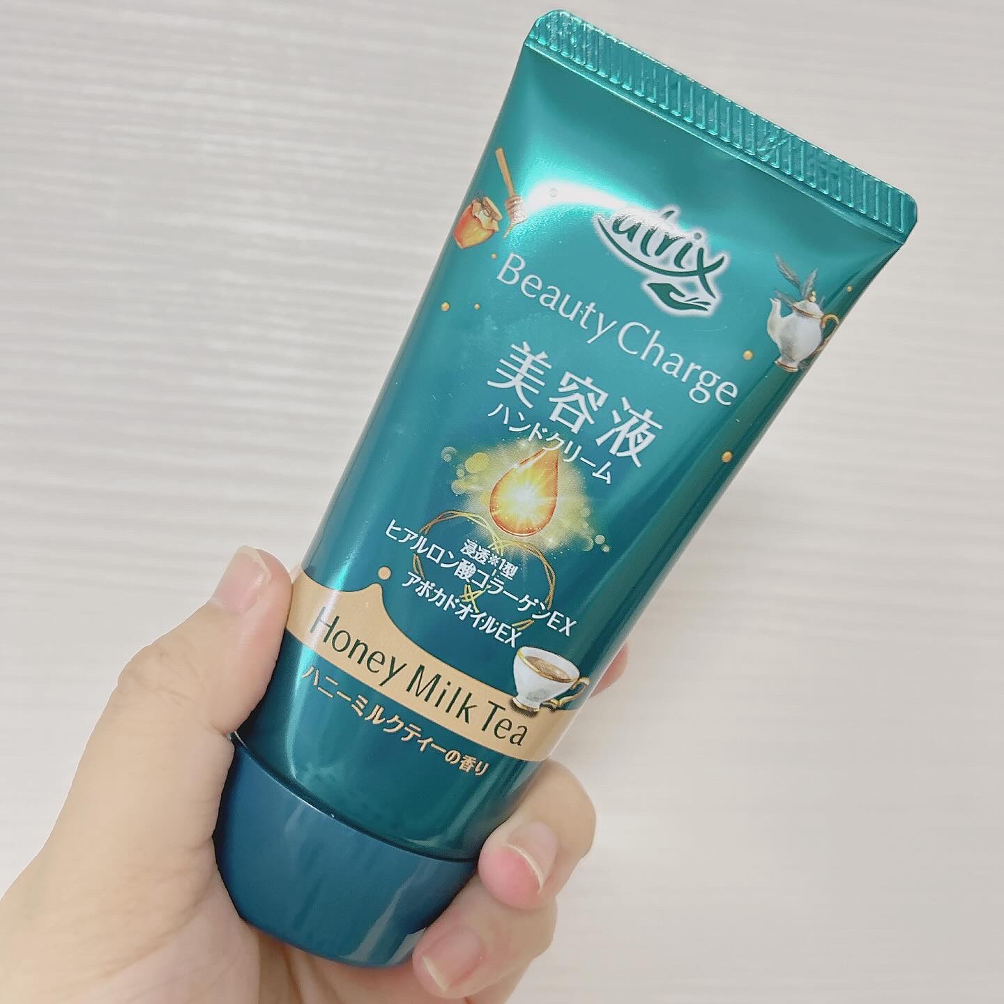 ビューティーチャージ ハニーミルクティーの香り/アトリックス/ハンドクリームを使ったクチコミ（1枚目）