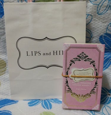 LIPS and HIPS EAU DE TOILETTE(ROMANCE BOUQUET)のクチコミ「購入紹介です！

これは、アインズトルペという場所で購入しました。

3,000円ちょっとくら.....」（2枚目）