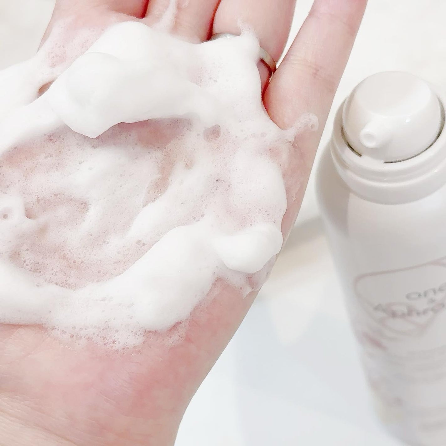 ワンアンドアフロディーテ ボタニカル スパークリング シャンプー/one&Aphrodite/市販シャンプーを使ったクチコミ(3枚目)