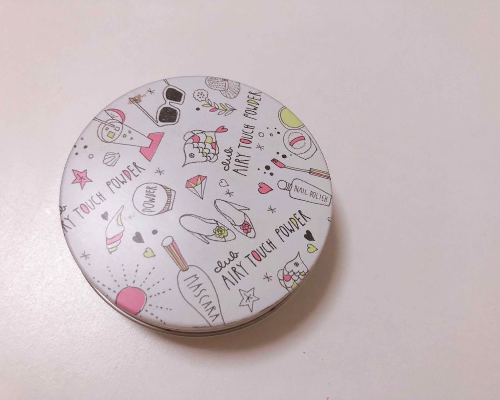 エアリータッチパウダー/クラブ/プレストパウダーを使ったクチコミ(1枚目)