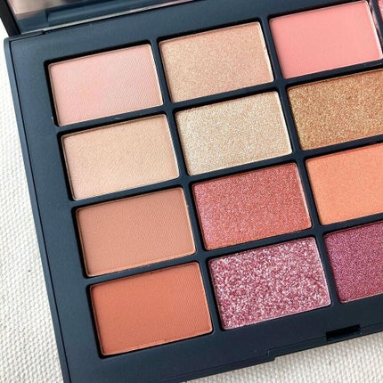 サマーアンレイテッド アイシャドーパレット/NARS/アイシャドウパレットを使ったクチコミ(2枚目)