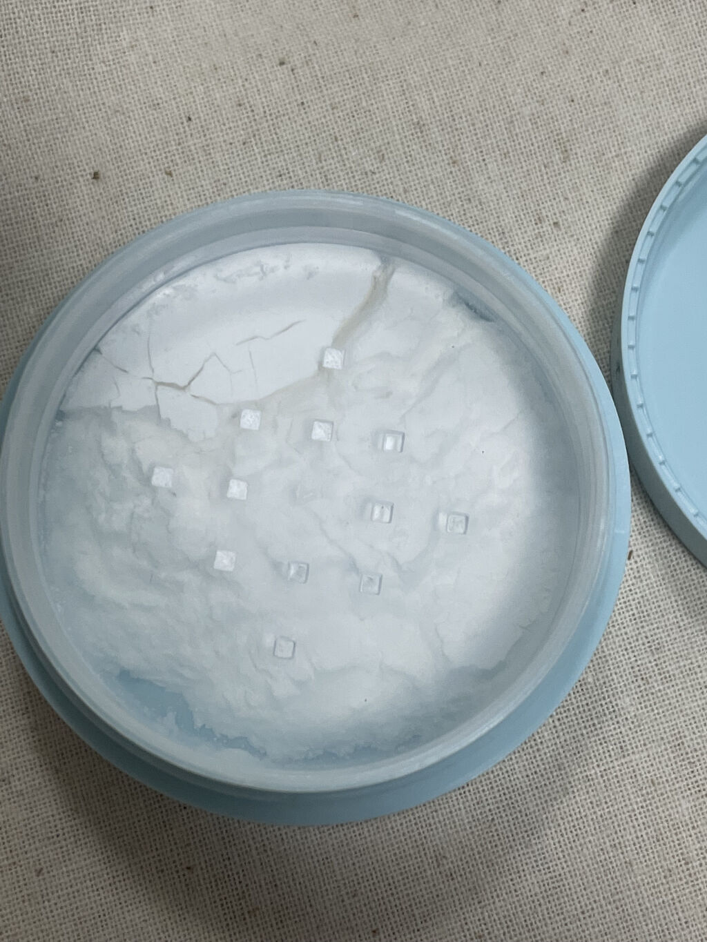 ノーセバム ミネラルパウダー/innisfree/ルースパウダーを使ったクチコミ（2枚目）