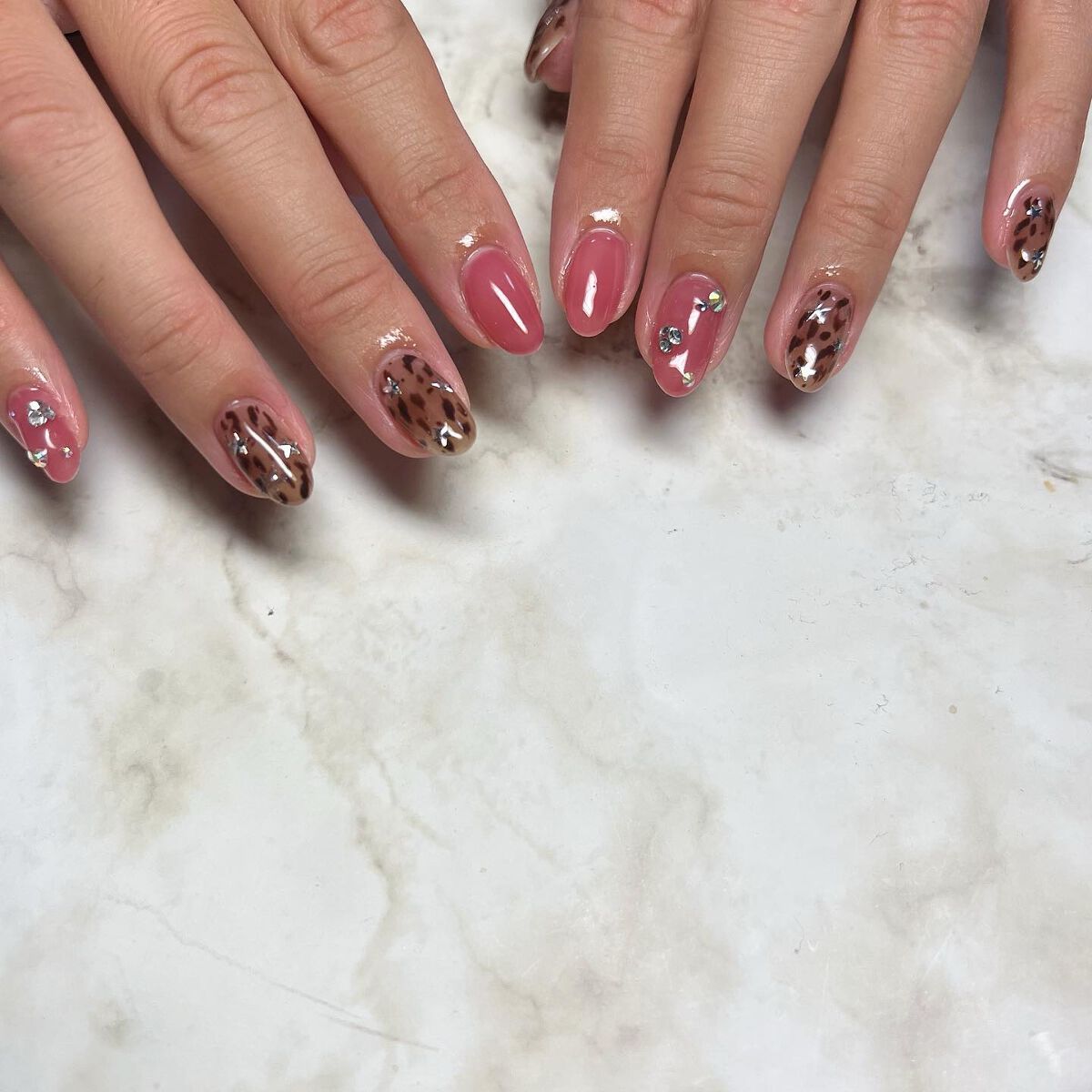 #レオパードネイル,#秋ネイル,#ネイル,#ニュアンスネイル,#スカルプネイル,#ジェルネイル,#ママネイル,#ギャルネイル,#大人ネイル,#派手ネイル,#ネイル,#城陽ネイル,#京都ネイル,#大阪ネイル,#奈良ネイルのネイルデザイン