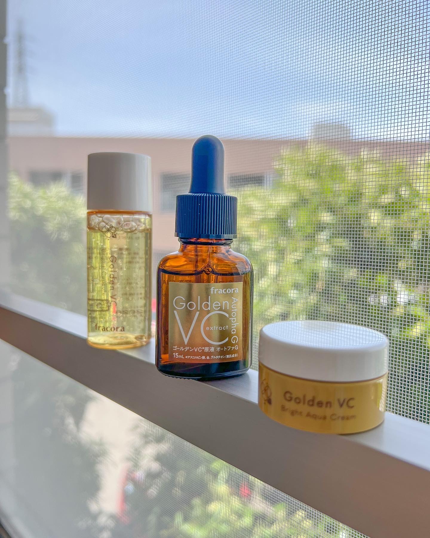 ゴールデンVC原液オートファG/fracora/美容液を使ったクチコミ（2枚目）