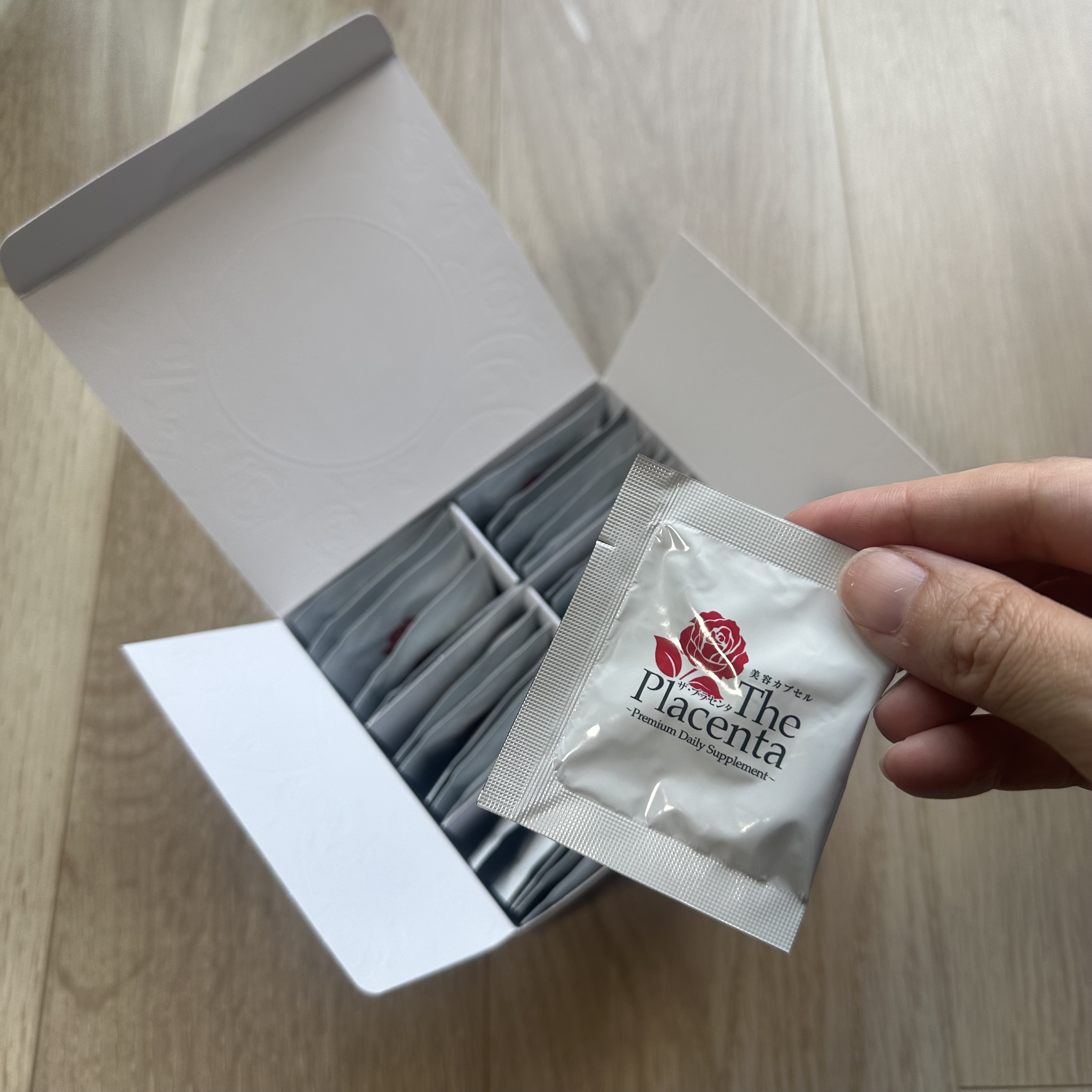 ザ・プラセンタ カプセル〈ソフトカプセル〉/メタボリック/美容サプリメントを使ったクチコミ（3枚目）