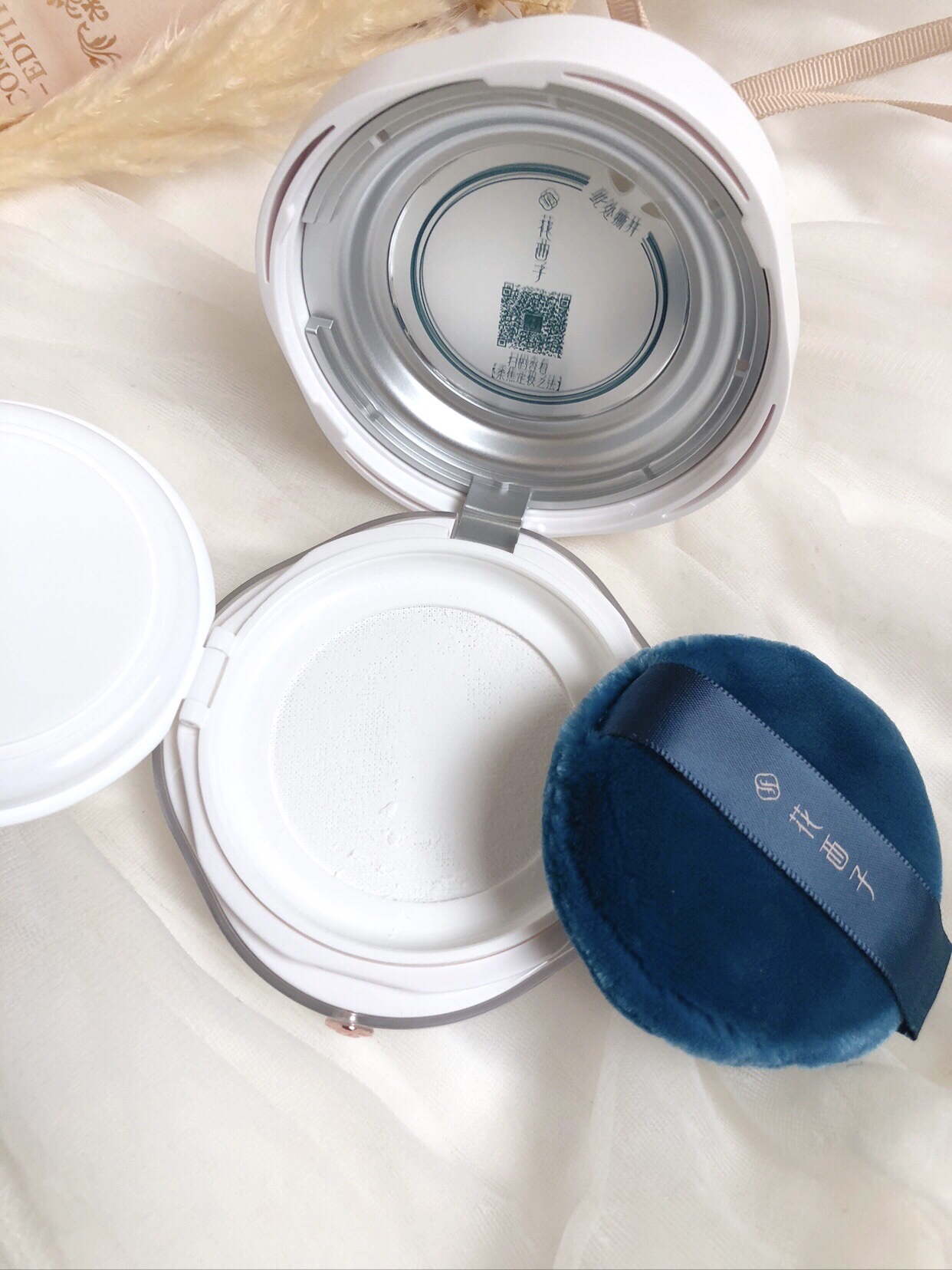 玉養桃花 ルースパウダー 03 セミマット/花西子/ルースパウダーを使ったクチコミ（2枚目）