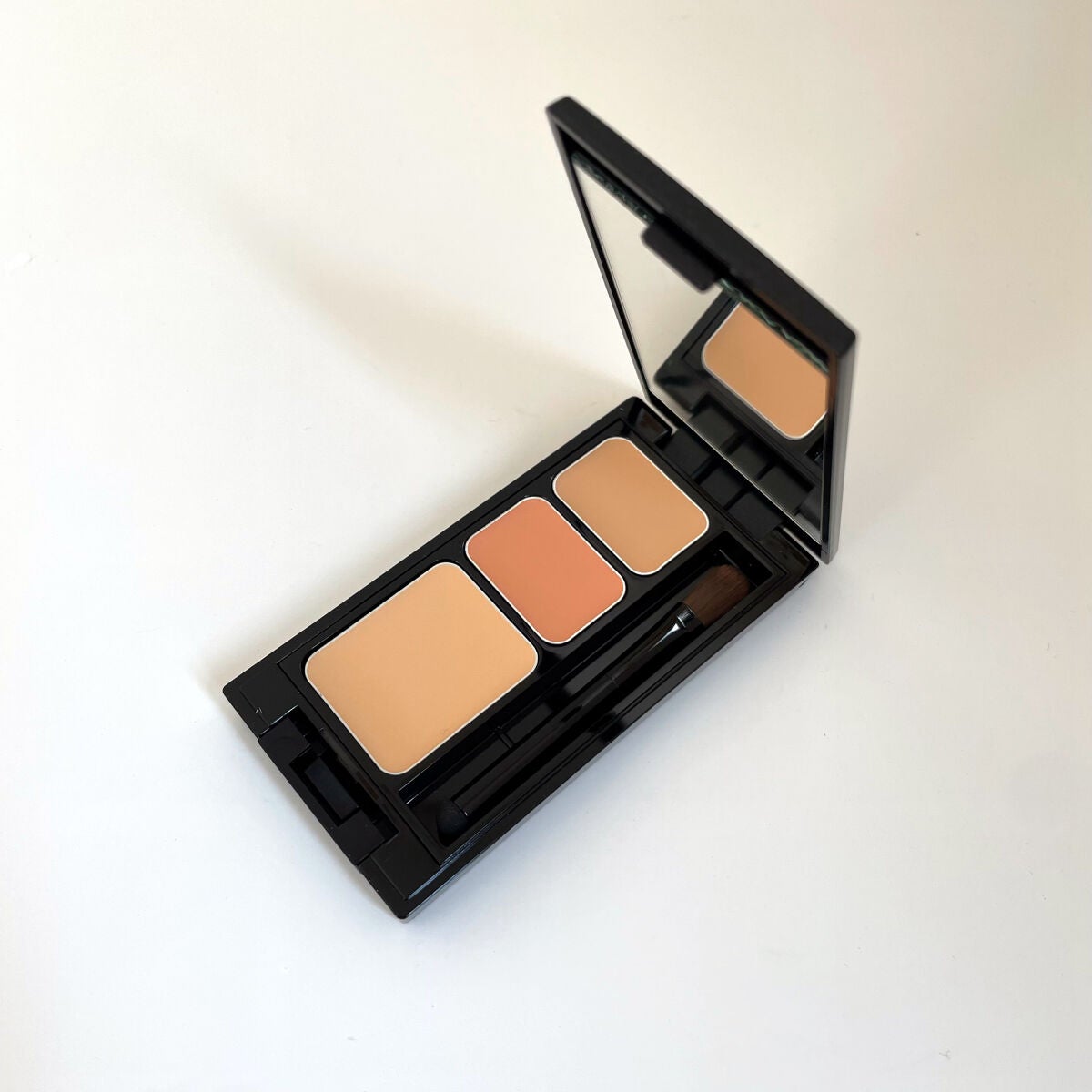 ミネラルコンシーラーパレット/エトヴォス/パレットコンシーラーを使ったクチコミ(3枚目)