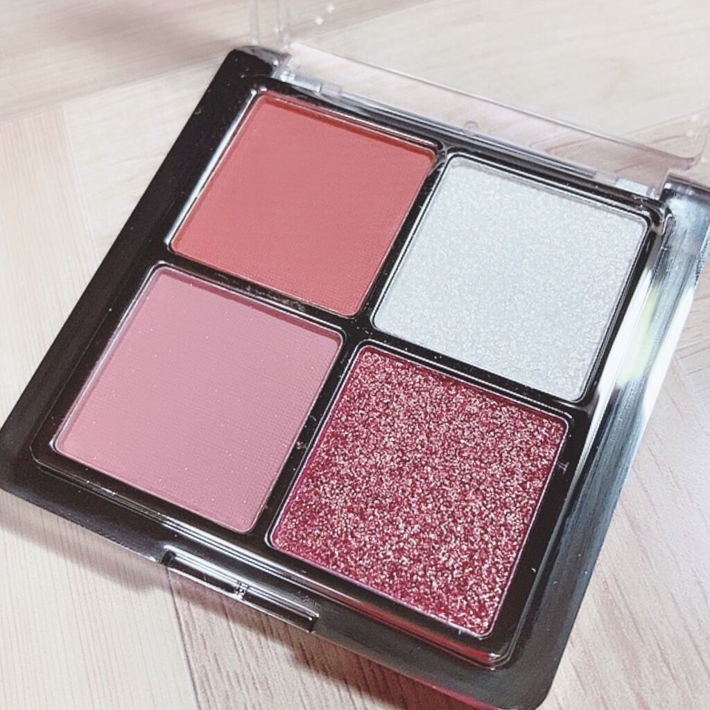 アイランドアドベンチャー4アイシャドウ/HEXZE(ヘックスゼ)/アイシャドウパレットを使ったクチコミ(2枚目)