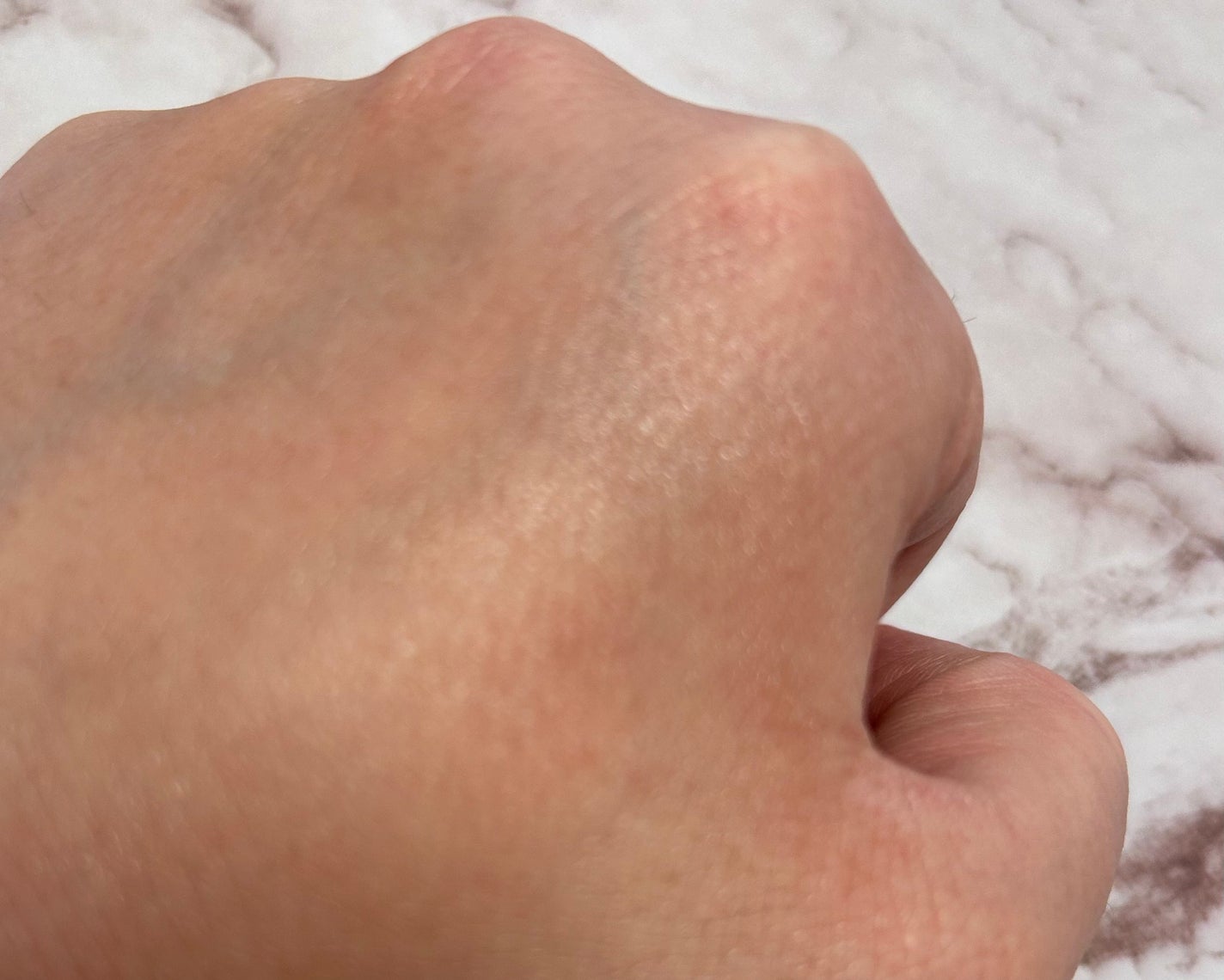 イメコン* Ayana❤️フォロバ100 on LIPS 「バイウィッシュトレンドさんから頂いた美容液ですー!その名も「プ..」(3枚目)