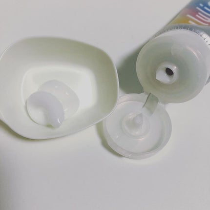 ululis ウォーターブースター ヘアマスクのクチコミ「ヘアマスクと聞くと重めのテクスチャーのものが多い気がしますが、こちらの商品は馴染ませやすくとて.....」(2枚目)