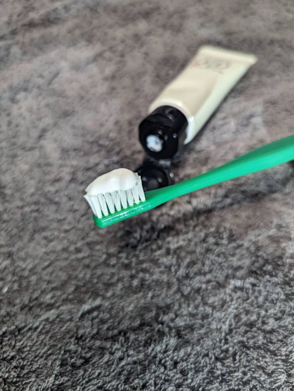 歯磨き堂 薬用ホワイトニングペースト プレミアム/歯磨き堂/歯磨き粉を使ったクチコミ(2枚目)