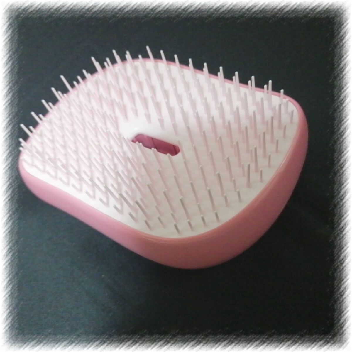 コンパクトスタイラー マイメロディ／リボン＆マーガレット/TANGLE TEEZER/ヘアブラシを使ったクチコミ（2枚目）
