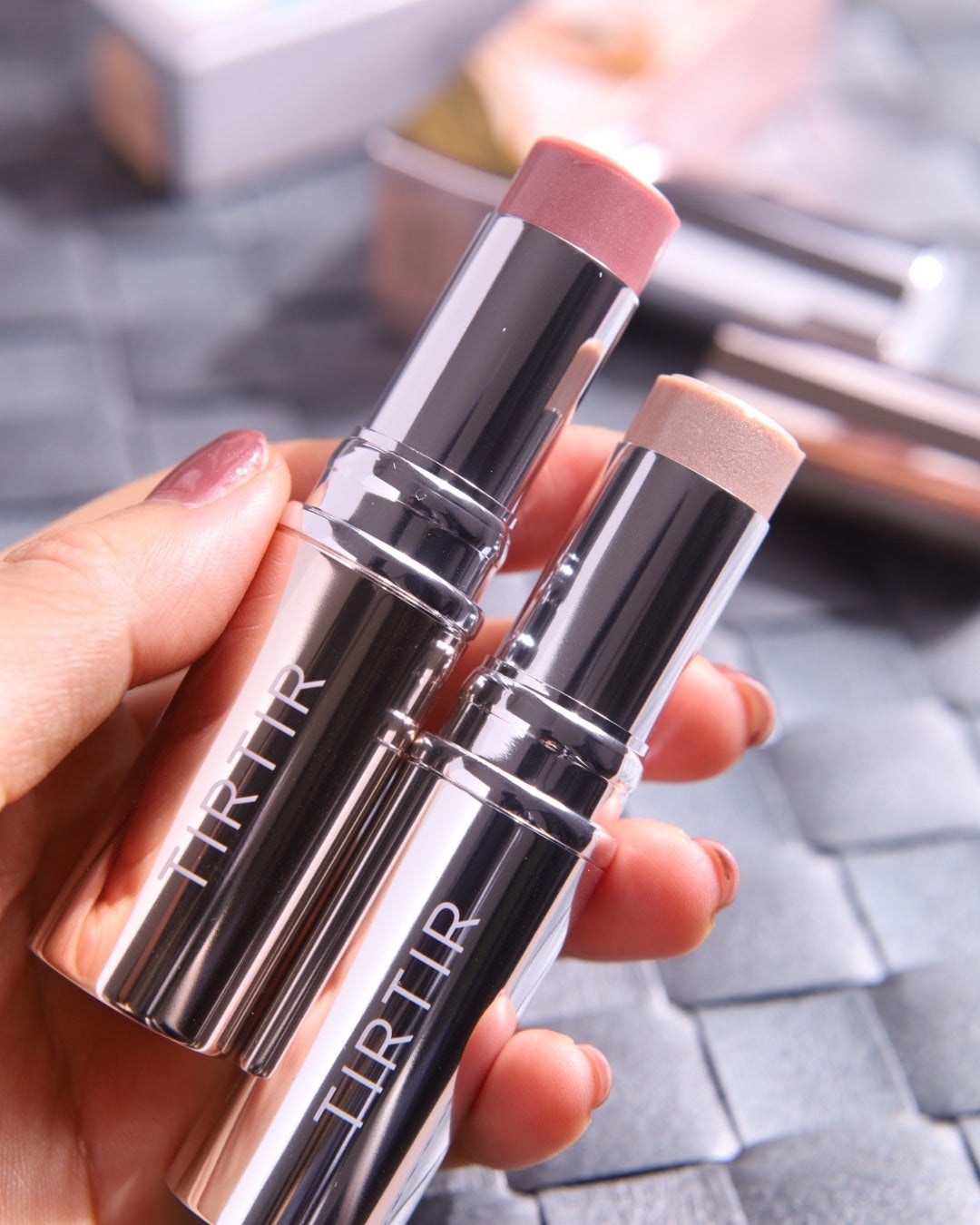 マイグロウハイライター/TIRTIR(ティルティル)/スティックハイライトを使ったクチコミ(2枚目)