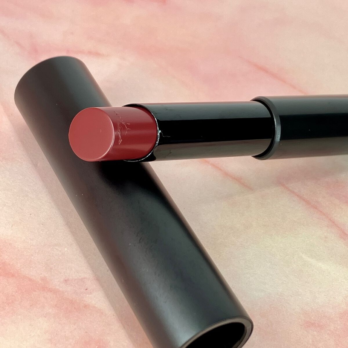 ラスティング フィニッシュ オイルモイスト ティント C/リンメル ロンドン/リップティントを使ったクチコミ(2枚目)