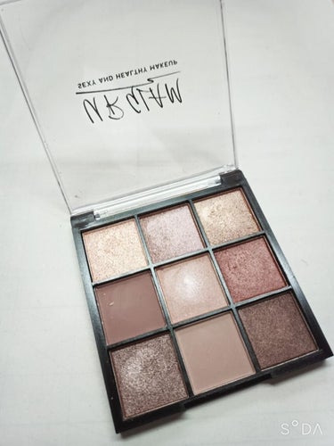 UR GLAM　BLOOMING EYE COLOR PALETTE/U R GLAM/アイシャドウパレットを使ったクチコミ（2枚目）