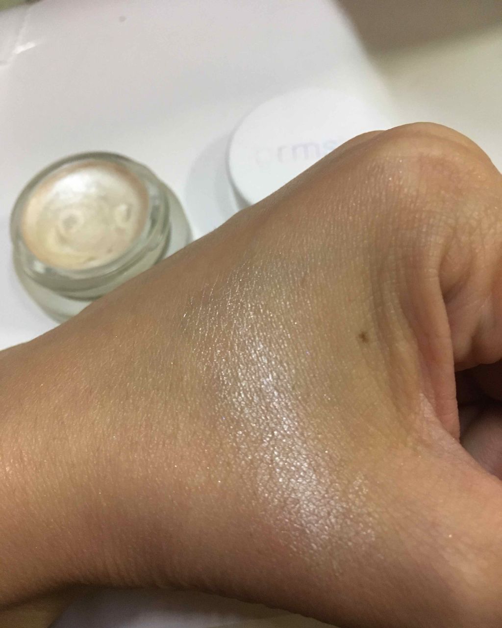 ルミナイザー/rms beauty/クリームハイライトを使ったクチコミ（2枚目）