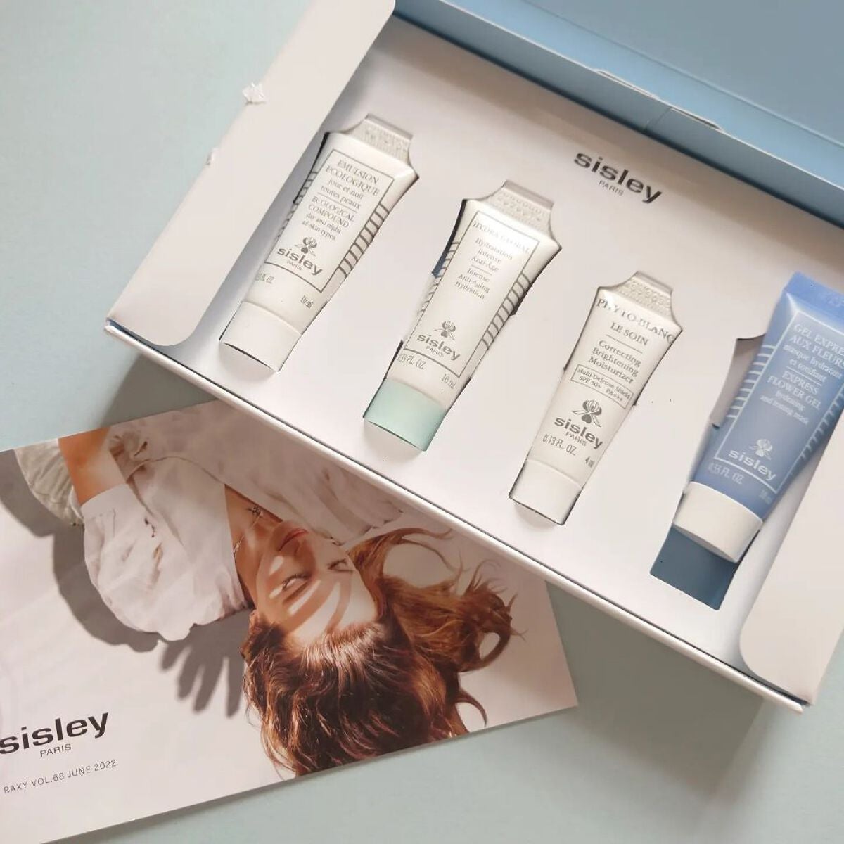 rei_kirishima on LIPS 「・旅行用にと取っておいたRAXYで届いたSISLEY..」(1枚目)