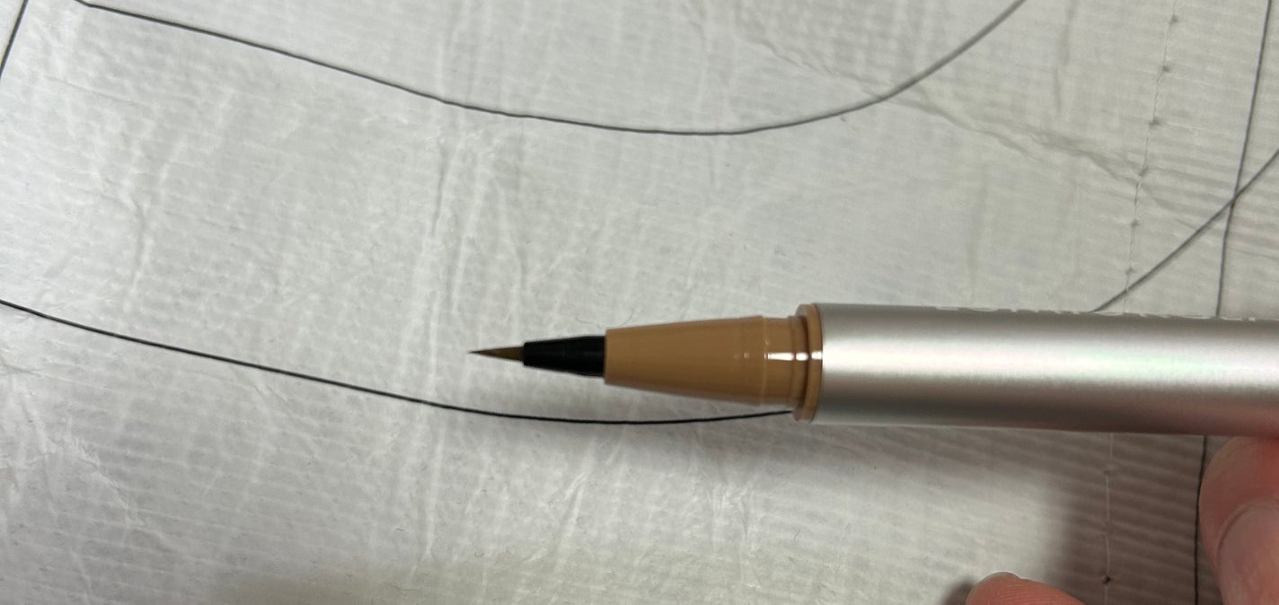 ベルベットアイブロウ/LUMIURGLAS/リキッドアイブロウを使ったクチコミ(2枚目)