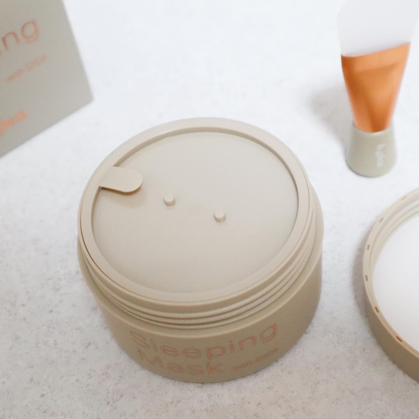 スリーピングマスク with CICA/b.glen/フェイスクリームを使ったクチコミ（3枚目）