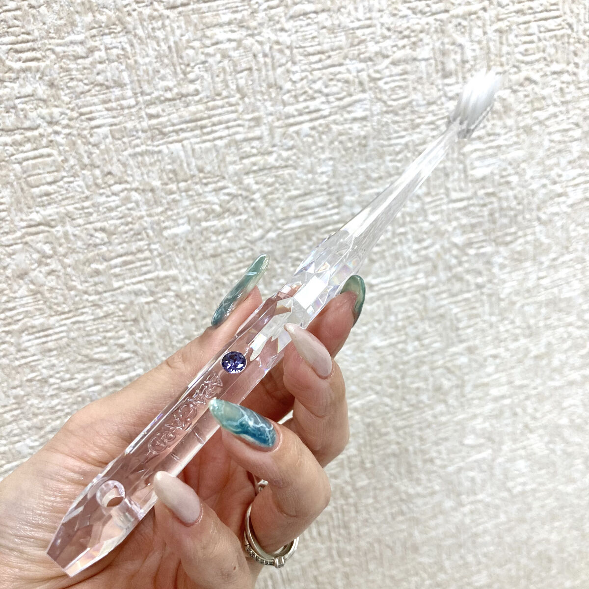 アパガードクリスタル歯ブラシ/アパガード/歯ブラシを使ったクチコミ（3枚目）