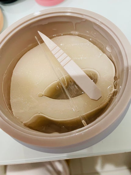 ビューティーアイズ エッセンスシート プレミアム プラス/AXXZIA/アイケア・アイクリームを使ったクチコミ(1枚目)