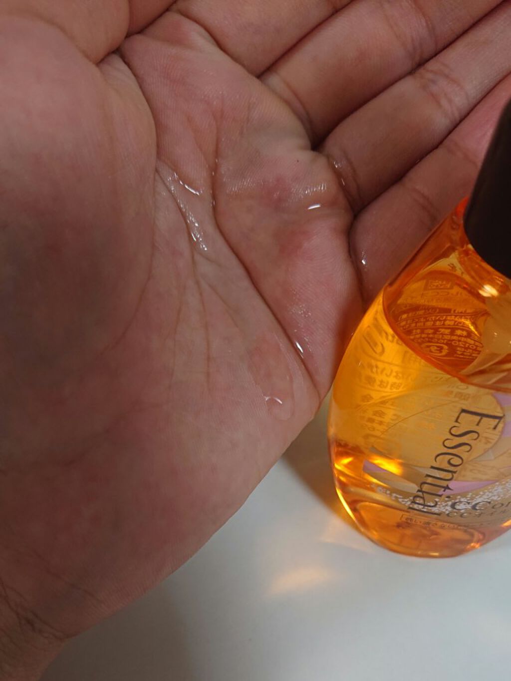 CCオイル/エッセンシャル/ヘアオイルを使ったクチコミ（3枚目）