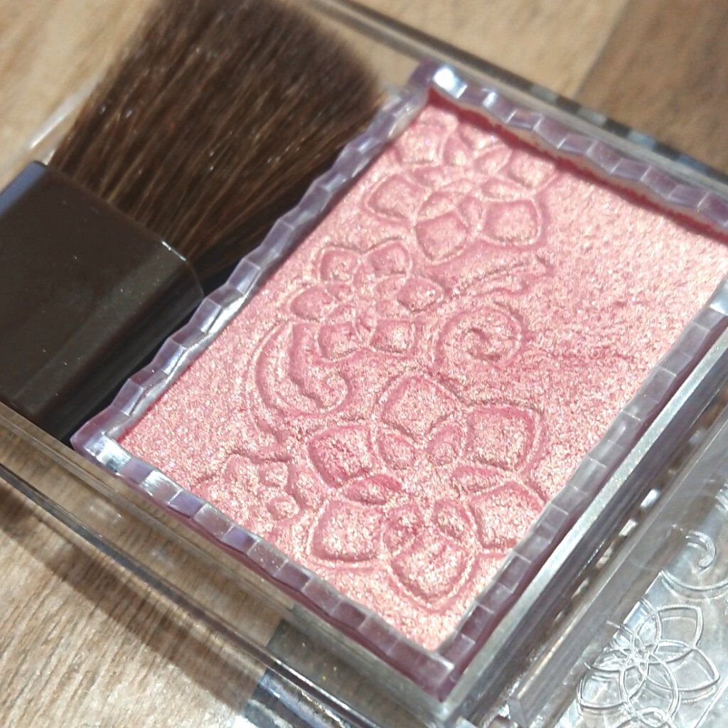 パールグロウチーク/CEZANNE/パウダーチークを使ったクチコミ（2枚目）